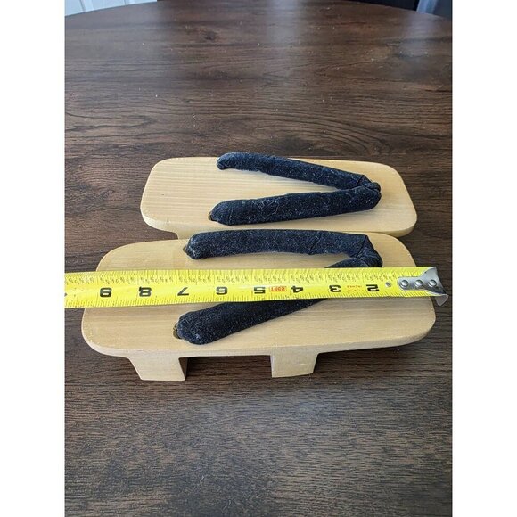 Traditional Japanese Wooden Geta Sandals With Black Velvet Straps 9.5 Inch Size - Picture 7 of 15